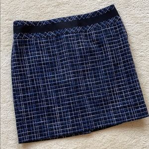 🖤💙 Loft black & blue skirt